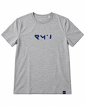 Camiseta Core gris jaspeado con logotipo RMU azul navy y etiqueta azul en el bajo, vista frontal sobre fondo blanco
